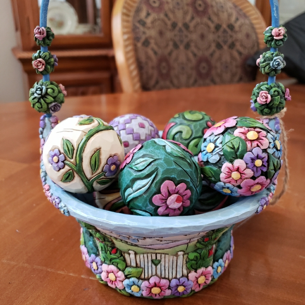 Jim Shore Heartwood Creek 7 Eggs/Basket NWoT